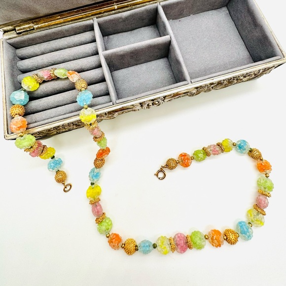 🔥 Vintage BOOK PIECE NAPIER Gum Drop Glass Necklace - Picture 17 of 17